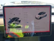 ✅ 2022 Tesla Model Y Long Range • VIN: 7SAYGDEE2NF385647 • Lot: 43434361. Wystawiony na IAAI z przebiegiem 86 365 mil. Bezpłatny archiwum sprzedaży aukcyjnych z USA i szczegółowy raport historii pojazdu na DreamBid. Zdjęcie 7.