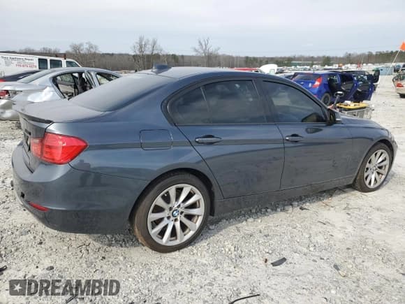 ✅ 2012 BMW 3 Series 328i • VIN: WBA3A5G5XCNP17521 • Lot: 47392925. Listed on Copart with 151,120 mi. Free auction sales archive from the USA and detailed vehicle history report at DreamBid. Image 3.