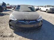 ✅ 2015 Hyundai Veloster RE:FLEX • VIN: KMHTC6AD0FU242972 • Lot: 75930104. Wystawiony na Copart z przebiegiem 152 516 mil. Bezpłatny archiwum sprzedaży aukcyjnych z USA i szczegółowy raport historii pojazdu na DreamBid. Zdjęcie 5.