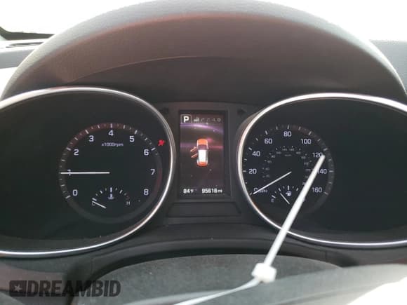 ✅ 2018 Hyundai Santa Fe Ultimate • VIN: 5XYZW4LA2JG543332 • Лот: 38692323. Опубликован ранее на Copart с пробегом 95 618 миль. Бесплатный доступ к архиву аукционных продаж из США и подробный отчёт об истории автомобиля на DreamBid. Изображение 9.