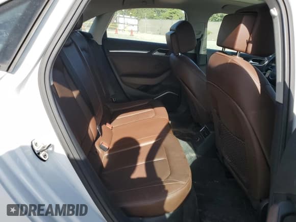 ✅ 2015 Audi A3 • VIN: WAUHJGFF2F1097450 • Лот: 76785114. Опубликован ранее на Copart с пробегом 136 764 миль. Бесплатный доступ к архиву аукционных продаж из США и подробный отчёт об истории автомобиля на DreamBid. Изображение 10.