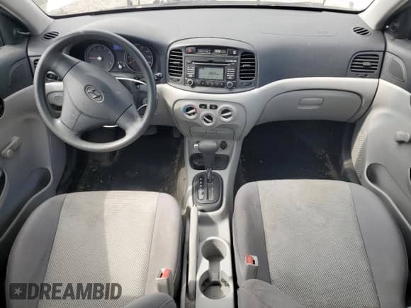 2010 Hyundai Accent GLS с VIN KMHCN4AC3AU493161, выставлен на аукционе Copart как лот 70323104 с пробегом 116 534 миль миль и На запчасти • Non repairable. История ставок и продаж доступна на DreamBid. Изображение 8.
