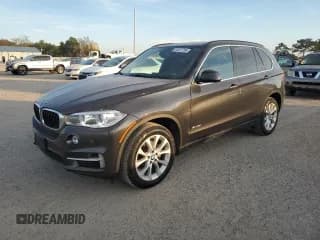 ✅ 2016 BMW X5 xDrive35i • VIN: 5UXKR0C5XG0S87085 • Lot: 93327755. Wystawiony na Copart z przebiegiem 86 484 mil. Bezpłatny archiwum sprzedaży aukcyjnych z USA i szczegółowy raport historii pojazdu na DreamBid. Zdjęcie 1.