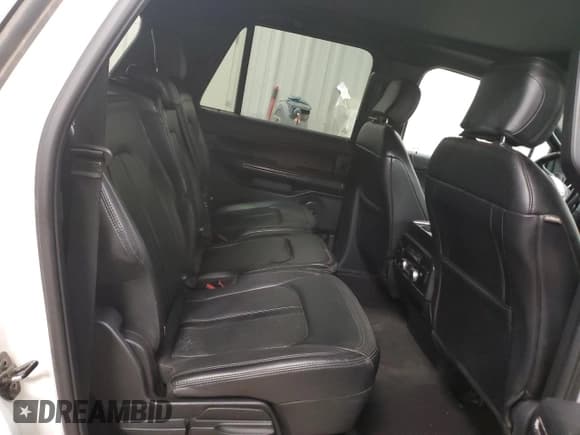 ✅ 2020 Ford Expedition Max Limited • VIN: 1FMJK2AT6LEA49774 • Lot: 87414025. Wystawiony na Copart z przebiegiem 229 900 mil. Bezpłatny archiwum sprzedaży aukcyjnych z USA i szczegółowy raport historii pojazdu na DreamBid. Zdjęcie 11.