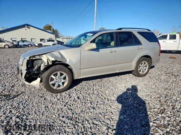 ✅ 2008 Cadillac SRX RWD • VIN: 1GYEE637880137082 • Lot: 90975945. Wystawiony na Copart z przebiegiem 101 063 mil. Bezpłatny archiwum sprzedaży aukcyjnych z USA i szczegółowy raport historii pojazdu na DreamBid. Zdjęcie 1.