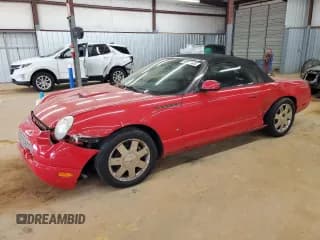 ✅ 2003 Ford Thunderbird Deluxe • VIN: 1FAHP60A13Y111694 • Лот: 55953435. Опубликован ранее на Copart с пробегом 37 522 миль. Бесплатный доступ к архиву аукционных продаж из США и подробный отчёт об истории автомобиля на DreamBid. Изображение 1.