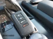 ✅ 2014 Lexus IS 250 • VIN: JTHCF1D21E5015001 • Lot: 43819740. Wystawiony na IAAI z przebiegiem 90 509 mil. Bezpłatny archiwum sprzedaży aukcyjnych z USA i szczegółowy raport historii pojazdu na DreamBid. Zdjęcie 11.