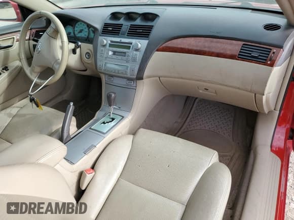 ✅ 2006 Toyota Solara SE • VIN: 4T1FA38P66U066446 • Lot: 92684205. Listed on Copart with 168,270 mi. Free auction sales archive from the USA and detailed vehicle history report at DreamBid. Image 8.