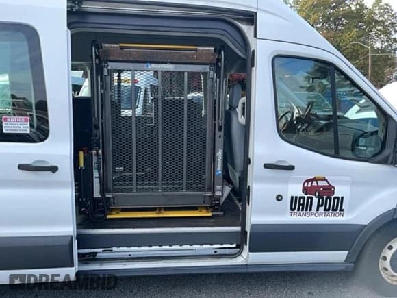 ✅ 2015 Ford Transit • VIN: 1FDZX2XM0FKB05749 • Lot: 90475815. Listed on Copart with 151,308 mi. Free auction sales archive from the USA and detailed vehicle history report at DreamBid. Image 6.