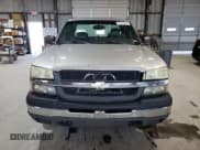 ✅ 2004 Chevrolet Silverado 1500 LS • VIN: 2GCEC19T341327793 • Лот: 79124354. Опубликован ранее на Copart с пробегом 289 636 миль. Бесплатный доступ к архиву аукционных продаж из США и подробный отчёт об истории автомобиля на DreamBid. Изображение 5.
