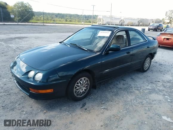 ✅ 1998 Acura Integra LS • VIN: JH4DB7656WS007053 • Лот: 40284845. Опубликован ранее на IAAI с пробегом 160 275 миль. Бесплатный доступ к архиву аукционных продаж из США и подробный отчёт об истории автомобиля на DreamBid. Изображение 2.