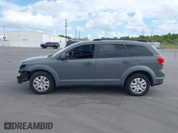 ✅ 2019 Dodge Journey SE • VIN: 3C4PDCBB2KT701518 • Lot: 43555749. Wystawiony na IAAI z przebiegiem 83 486 mil. Bezpłatny archiwum sprzedaży aukcyjnych z USA i szczegółowy raport historii pojazdu na DreamBid. Zdjęcie 15.