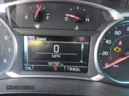 ✅ 2019 Chevrolet Traverse LT Cloth • VIN: 1GNERGKW9KJ201082 • Lot: 43286205. Wystawiony na IAAI z przebiegiem 101 797 mil. Bezpłatny archiwum sprzedaży aukcyjnych z USA i szczegółowy raport historii pojazdu na DreamBid. Zdjęcie 15.