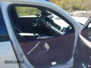 ✅ 2020 Mercedes-Benz GLB 250 • VIN: W1N4M4HB4LW014724 • Lot: 43366733. Wystawiony na IAAI z przebiegiem 46 285 mil. Bezpłatny archiwum sprzedaży aukcyjnych z USA i szczegółowy raport historii pojazdu na DreamBid. Zdjęcie 5.