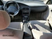 ✅ 2002 Saturn SL • VIN: 1G8ZK52762Z124159 • Лот: 70361145. Опубликован ранее на Copart с пробегом Не указан. Бесплатный доступ к архиву аукционных продаж из США и подробный отчёт об истории автомобиля на DreamBid. Изображение 8.