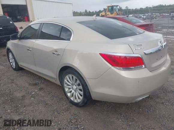 ✅ 2012 Buick LaCrosse Premium 1 • VIN: 1G4GD5E37CF141809 • Lot: 42824069. Listed on IAAI with 141,190 mi. Free auction sales archive from the USA and detailed vehicle history report at DreamBid. Image 3.