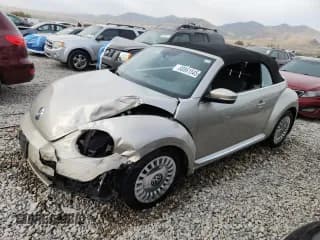 ✅ 2014 Volkswagen Beetle 1.8T • VIN: 3VW517AT6EM820976 • Lot: 80861545. Wystawiony na Copart z przebiegiem Nie podano. Bezpłatny archiwum sprzedaży aukcyjnych z USA i szczegółowy raport historii pojazdu na DreamBid. Zdjęcie 1.