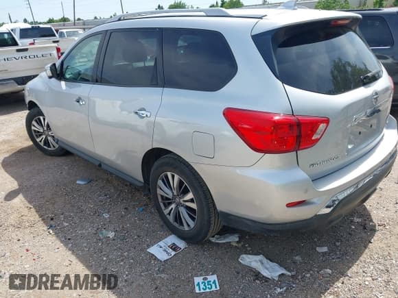 ✅ 2020 Nissan Pathfinder SL • VIN: 5N1DR2CN0LC598633 • Лот: 42236558. Опубликован ранее на IAAI с пробегом 68 472 миль. Бесплатный доступ к архиву аукционных продаж из США и подробный отчёт об истории автомобиля на DreamBid. Изображение 3.