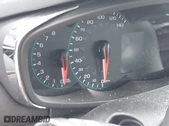 ✅ 2022 Chevrolet Trax LT • VIN: KL7CJPSM9NB516854 • Lot: 42344457. Wystawiony na IAAI z przebiegiem 14 000 mil. Bezpłatny archiwum sprzedaży aukcyjnych z USA i szczegółowy raport historii pojazdu na DreamBid. Zdjęcie 14.