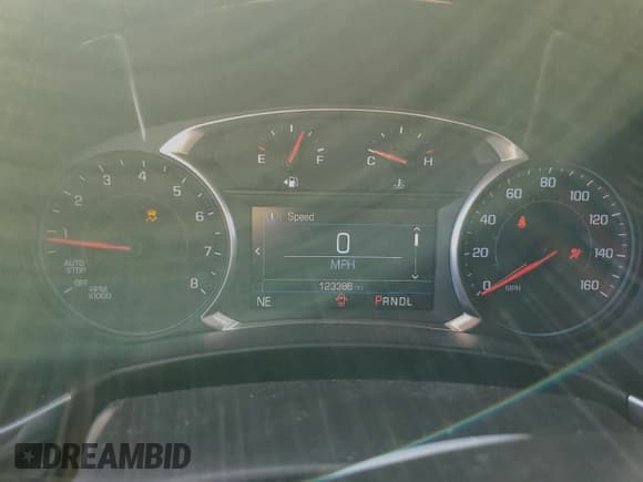 ✅ 2021 Chevrolet Equinox LT • VIN: 2GNAXJEVXM6104140 • Лот: 85563875. Опубликован ранее на Copart с пробегом 123 386 миль. Бесплатный доступ к архиву аукционных продаж из США и подробный отчёт об истории автомобиля на DreamBid. Изображение 9.