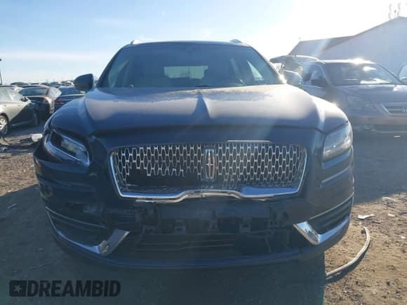 ✅ 2019 Lincoln Nautilus Reserve • VIN: 2LMPJ8L99KBL45551 • Lot: 43702596. Listed on IAAI with 70,956 mi. Free auction sales archive from the USA and detailed vehicle history report at DreamBid. Image 12.