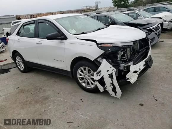 2018 Chevrolet Equinox LS with VIN 2GNAXHEVXJ6203271, listed as a Copart auction lot 71035895 with 33,818 mi miles and Salvage title. Bid and sale history available at DreamBid. Image 14.