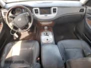 ✅ 2011 Hyundai Genesis • VIN: KMHGC4DFXBU140253 • Лот: 84727875. Опубликован ранее на Copart с пробегом 131 887 миль. Бесплатный доступ к архиву аукционных продаж из США и подробный отчёт об истории автомобиля на DreamBid. Изображение 8.