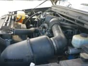 ✅ 2000 Ford F-250 XL • VIN: 1FTNX21S0YEC02865 • Lot: 41667142. Wystawiony na IAAI z przebiegiem 127 270 mil. Bezpłatny archiwum sprzedaży aukcyjnych z USA i szczegółowy raport historii pojazdu na DreamBid. Zdjęcie 12.