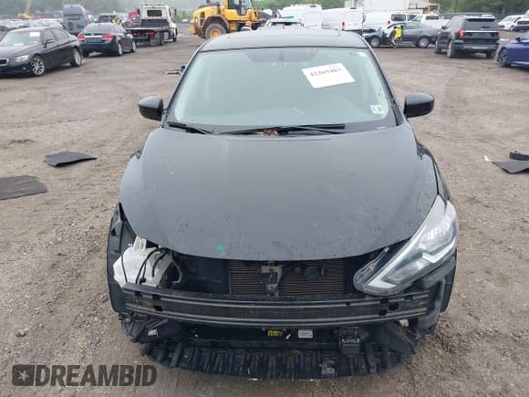 ✅ 2019 Nissan Sentra SR • VIN: 3N1AB7APXKY393651 • Lot: 42269483. Listed on IAAI with 149,368 mi. Free auction sales archive from the USA and detailed vehicle history report at DreamBid. Image 12.