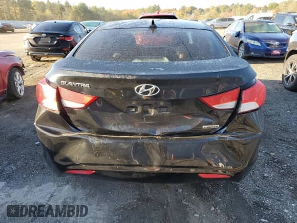✅ 2013 Hyundai Elantra GLS • VIN: 5NPDH4AE0DH216497 • Lot: 86820645. Listed on Copart with 187,121 mi. Free auction sales archive from the USA and detailed vehicle history report at DreamBid. Image 6.
