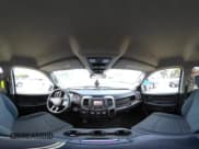 ✅ 2022 Ram 1500 Tradesman • VIN: 3C6RR6KG6NG210767 • Lot: 43426762. Wystawiony na IAAI z przebiegiem 18 317 mil. Bezpłatny archiwum sprzedaży aukcyjnych z USA i szczegółowy raport historii pojazdu na DreamBid. Zdjęcie 19.