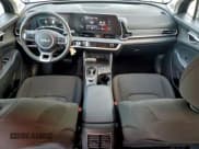 ✅ 2025 Kia Sportage LX • VIN: KNDPU3DFXS7343380 • Lot: 94226945. Wystawiony na Copart z przebiegiem 31 101 mil. Bezpłatny archiwum sprzedaży aukcyjnych z USA i szczegółowy raport historii pojazdu na DreamBid. Zdjęcie 8.