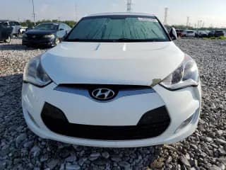 ✅ 2016 Hyundai Veloster • VIN: KMHTC6AD6GU273046 • Lot: 72533744. Listed on Copart with 81,721 mi. Free auction sales archive from the USA and detailed vehicle history report at DreamBid. Image 5.