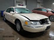 ✅ 1998 Lincoln Continental • VIN: 1LNFM97V9WY604317 • Lot: 83999234. Listed on Copart with 91,277 mi. Free auction sales archive from the USA and detailed vehicle history report at DreamBid. Image 4.
