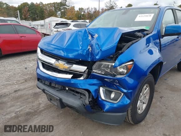 ✅ 2018 Chevrolet Colorado 2WD Work Truck • VIN: 1GCGSBEA7J1273907 • Lot: 43529838. Wystawiony na IAAI z przebiegiem 103 264 mil. Bezpłatny archiwum sprzedaży aukcyjnych z USA i szczegółowy raport historii pojazdu na DreamBid. Zdjęcie 6.