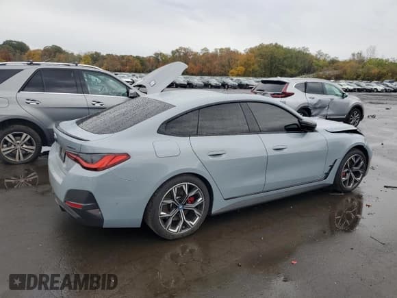 ✅ 2023 BMW i4 eDrive40 • VIN: WBY73AW09PFR31069 • Lot: 86705275. Wystawiony na Copart z przebiegiem 66 903 mil. Bezpłatny archiwum sprzedaży aukcyjnych z USA i szczegółowy raport historii pojazdu na DreamBid. Zdjęcie 3.