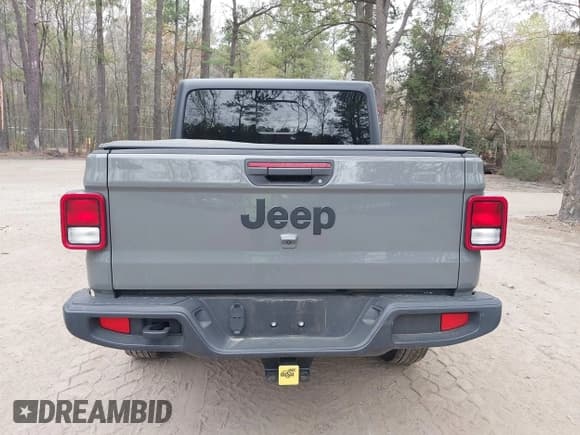 ✅ 2023 Jeep Gladiator Sport S • VIN: 1C6HJTAG0PL501578 • Лот: 41912958. Опубликован ранее на IAAI с пробегом 22 708 миль. Бесплатный доступ к архиву аукционных продаж из США и подробный отчёт об истории автомобиля на DreamBid. Изображение 17.