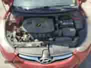 2013 Hyundai Elantra GLS z VIN KMHDH4AE7DU795408, wystawiony jako Copart lot #70648425 z przebiegiem 181 114 mil mil oraz Nie do naprawy • Non repairable. Historia ofert i sprzedaży dostępna na DreamBid. Obrazek 11.