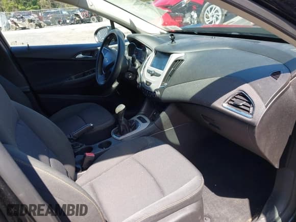 ✅ 2016 Chevrolet Cruze LS • VIN: 1G1BB5SM6G7284535 • Lot: 42157063. Listed on IAAI with 80,852 mi. Free auction sales archive from the USA and detailed vehicle history report at DreamBid. Image 5.