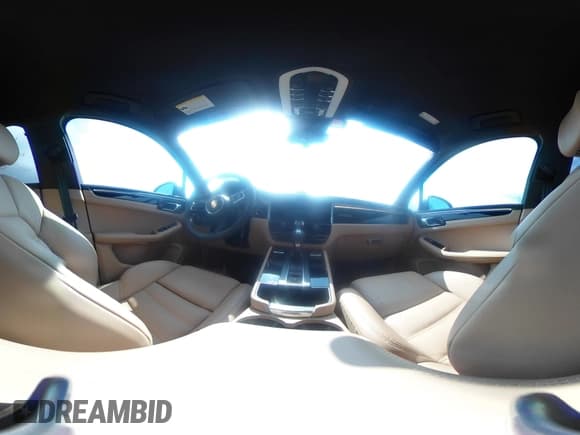 ✅ 2025 Porsche Macan • VIN: WP1AA2A52SLB05856 • Lot: 42413898. Listed on IAAI with 5,721 mi. Free auction sales archive from the USA and detailed vehicle history report at DreamBid. Image 20.