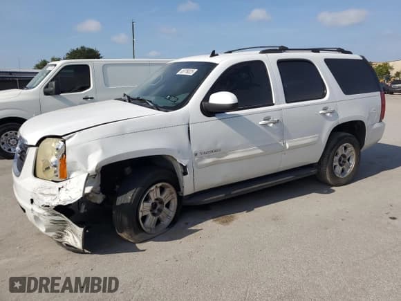 ✅ 2007 GMC Yukon SLE • VIN: 1GKFC13C37R274462 • Lot: 65776325. Listed on Copart with 186,618 mi. Free auction sales archive from the USA and detailed vehicle history report at DreamBid. Image 1.