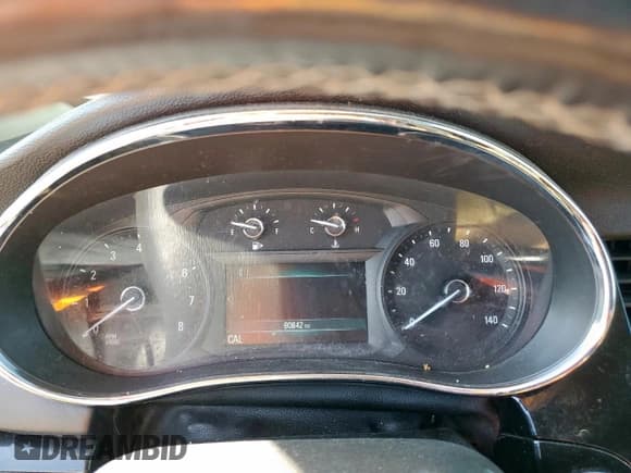 ✅ 2018 Buick Encore Essence • VIN: KL4CJCSB8JB656926 • Lot: 71540245. Wystawiony na Copart z przebiegiem 90 842 mil. Bezpłatny archiwum sprzedaży aukcyjnych z USA i szczegółowy raport historii pojazdu na DreamBid. Zdjęcie 9.