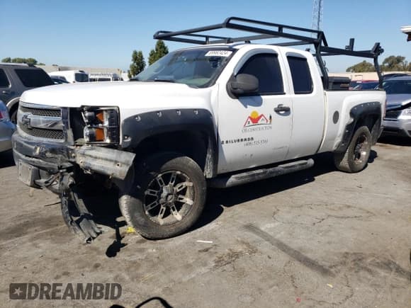 ✅ 2008 Chevrolet Silverado 1500 1LT • VIN: 1GCEK19018Z204354 • Lot: 69982424. Listed on Copart with 294,434 mi. Free auction sales archive from the USA and detailed vehicle history report at DreamBid. Image 1.