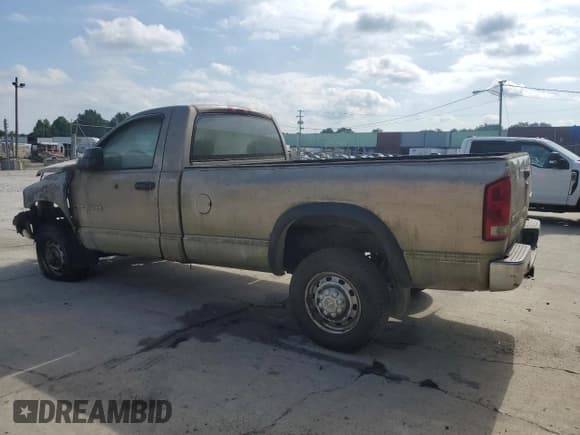 ✅ 2005 Dodge 2500 ST • VIN: 3D7KS26D55G817868 • Lot: 63624165. Wystawiony na Copart z przebiegiem Nie podano. Bezpłatny archiwum sprzedaży aukcyjnych z USA i szczegółowy raport historii pojazdu na DreamBid. Zdjęcie 2.
