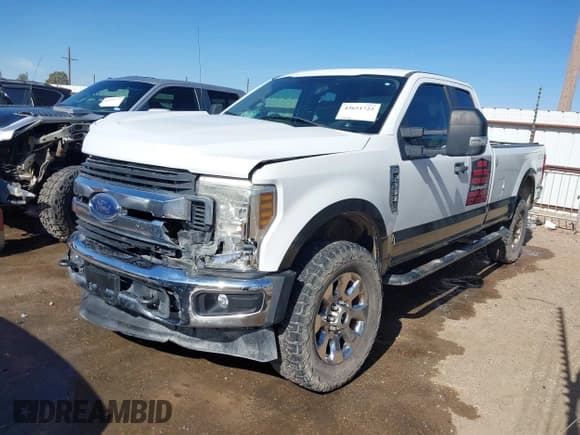 ✅ 2018 Ford F-250 XL • VIN: 1FT7X2B60JED01881 • Lot: 43651722. Listed on IAAI with 242,381 mi. Free auction sales archive from the USA and detailed vehicle history report at DreamBid. Image 17.
