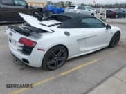 ✅ 2011 Audi R8 • VIN: WUAVNAFG2BN001984 • Лот: 41830131. Опубликован ранее на IAAI с пробегом 78 499 миль. Бесплатный доступ к архиву аукционных продаж из США и подробный отчёт об истории автомобиля на DreamBid. Изображение 4.