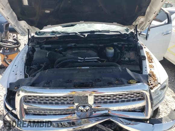 ✅ 2018 Ram 2500 Laramie • VIN: 3C6UR5NJ3JG252142 • Lot: 58724454. Listed on Copart with 99,079 mi. Free auction sales archive from the USA and detailed vehicle history report at DreamBid. Image 11.