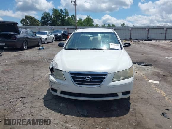 2010 Hyundai Sonata GLS with VIN 5NPET4AC4AH583948, listed as a IAAI auction lot 42992656 with 220,434 mi miles and . Bid and sale history available at DreamBid. Image 13.