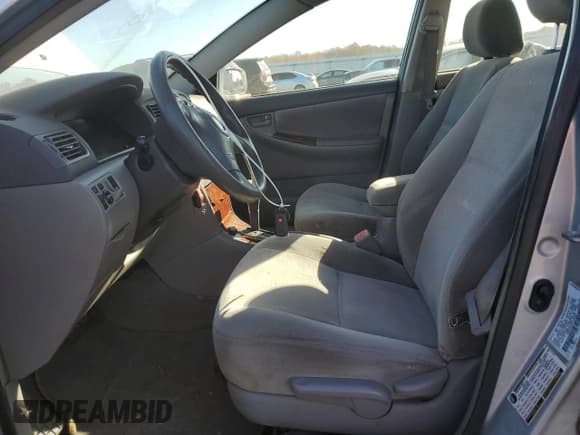 ✅ 2006 Toyota Corolla CE • VIN: 1NXBR32EX6Z585949 • Lot: 92850125. Wystawiony na Copart z przebiegiem 235 687 mil. Bezpłatny archiwum sprzedaży aukcyjnych z USA i szczegółowy raport historii pojazdu na DreamBid. Zdjęcie 7.