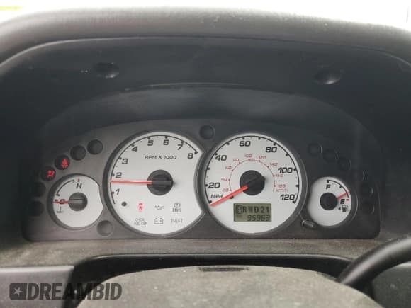 ✅ 2003 Ford Escape XLS Popular • VIN: 1FMYU92133KC03843 • Lot: 72575774. Listed on Copart with 95,963 mi. Free auction sales archive from the USA and detailed vehicle history report at DreamBid. Image 9.